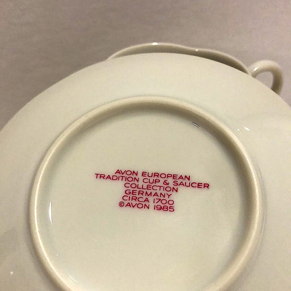 💛VINTAGE AVON CUP & SAUCER💛 - Picture 6 of 6